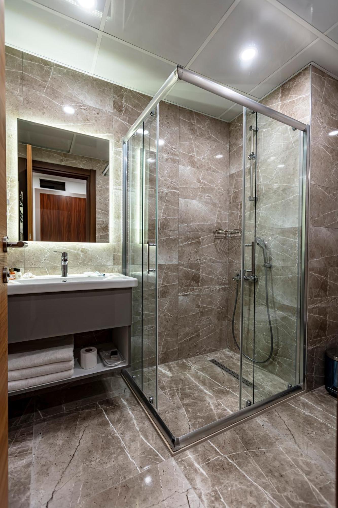 Grand Hamit By Karadayi Airport Hotel Arnavutkoy Exterior photo